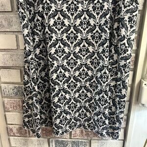 Tranquility Ladies Size XXl Black/White Skirt